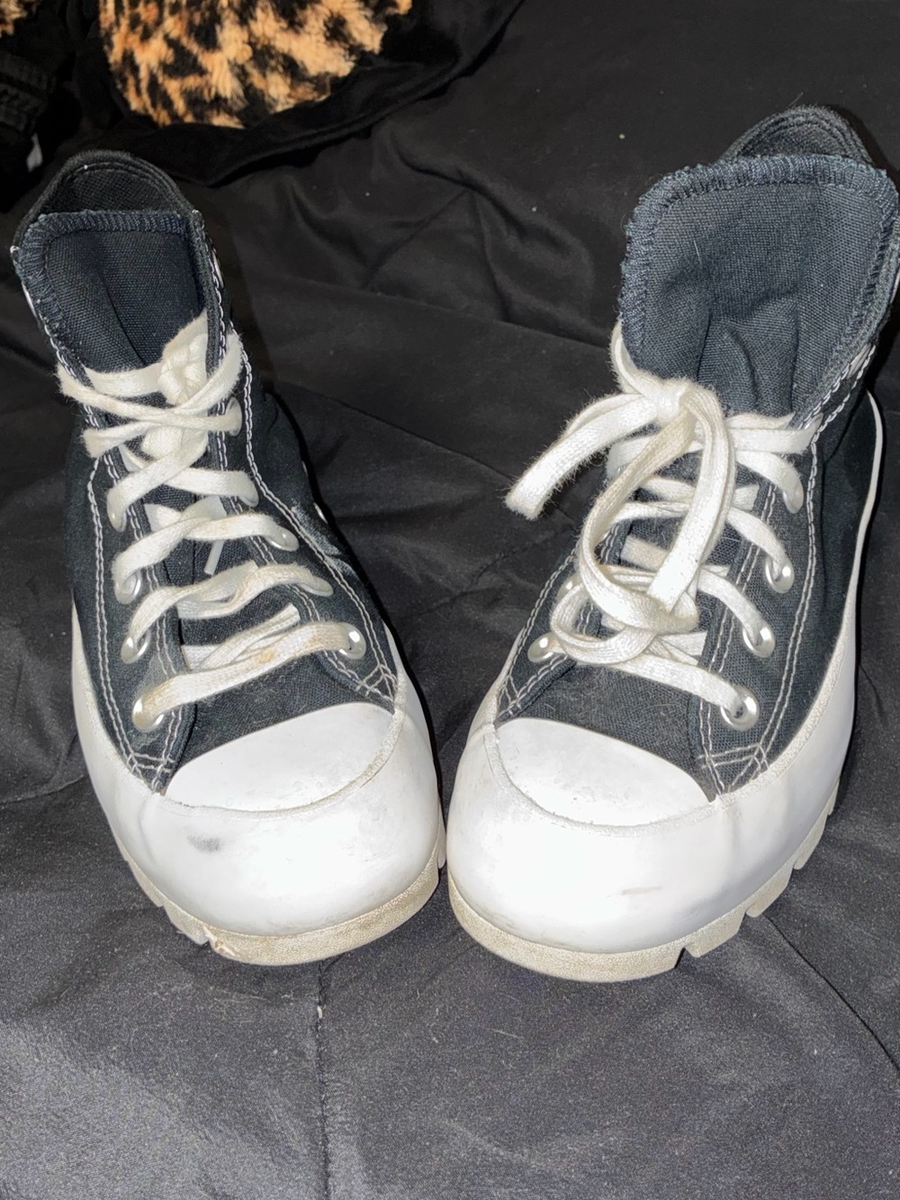 Converse lugged platform